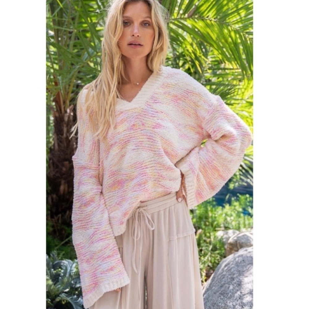 1 small left POL Sweater - Picture 3 of 12